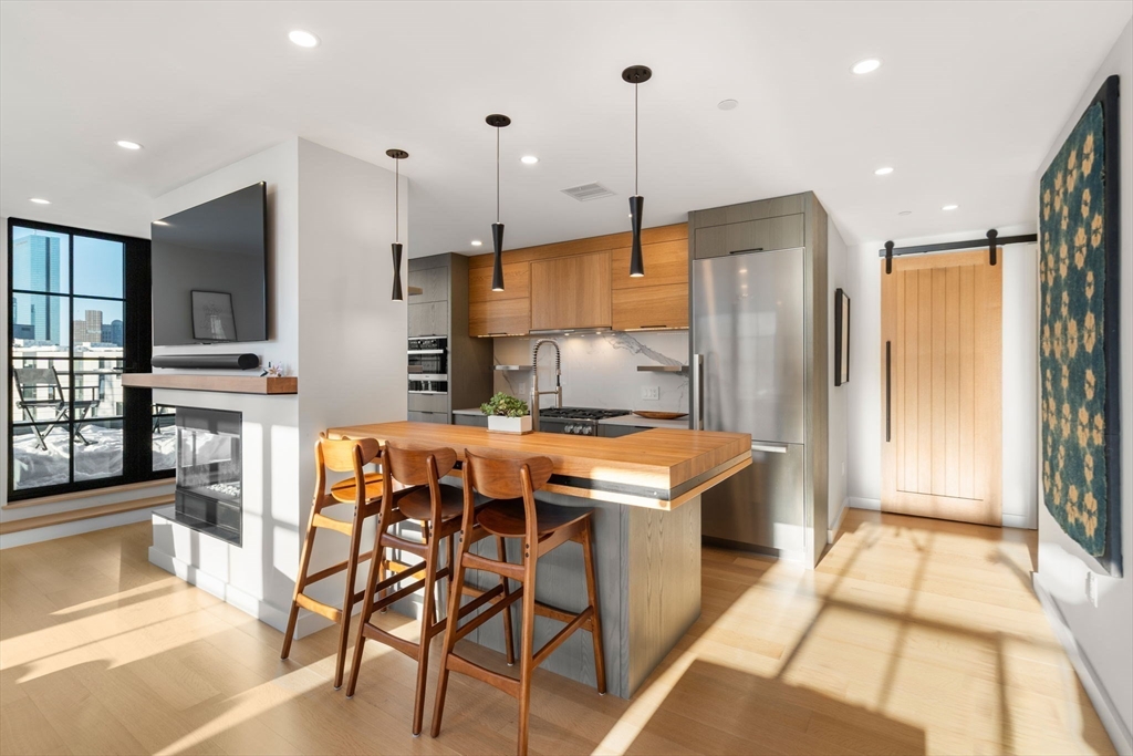 76 Wareham Street, Unit PHD Boston, MA 02118 - Photo 7 of 37