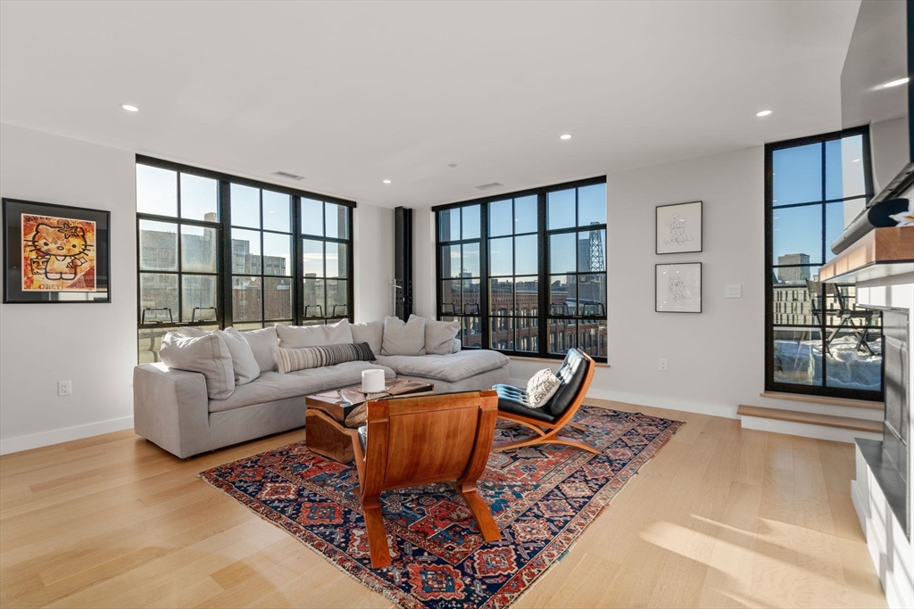 76 Wareham Street, Unit PHD Boston, MA 02118 - Photo 10 of 37