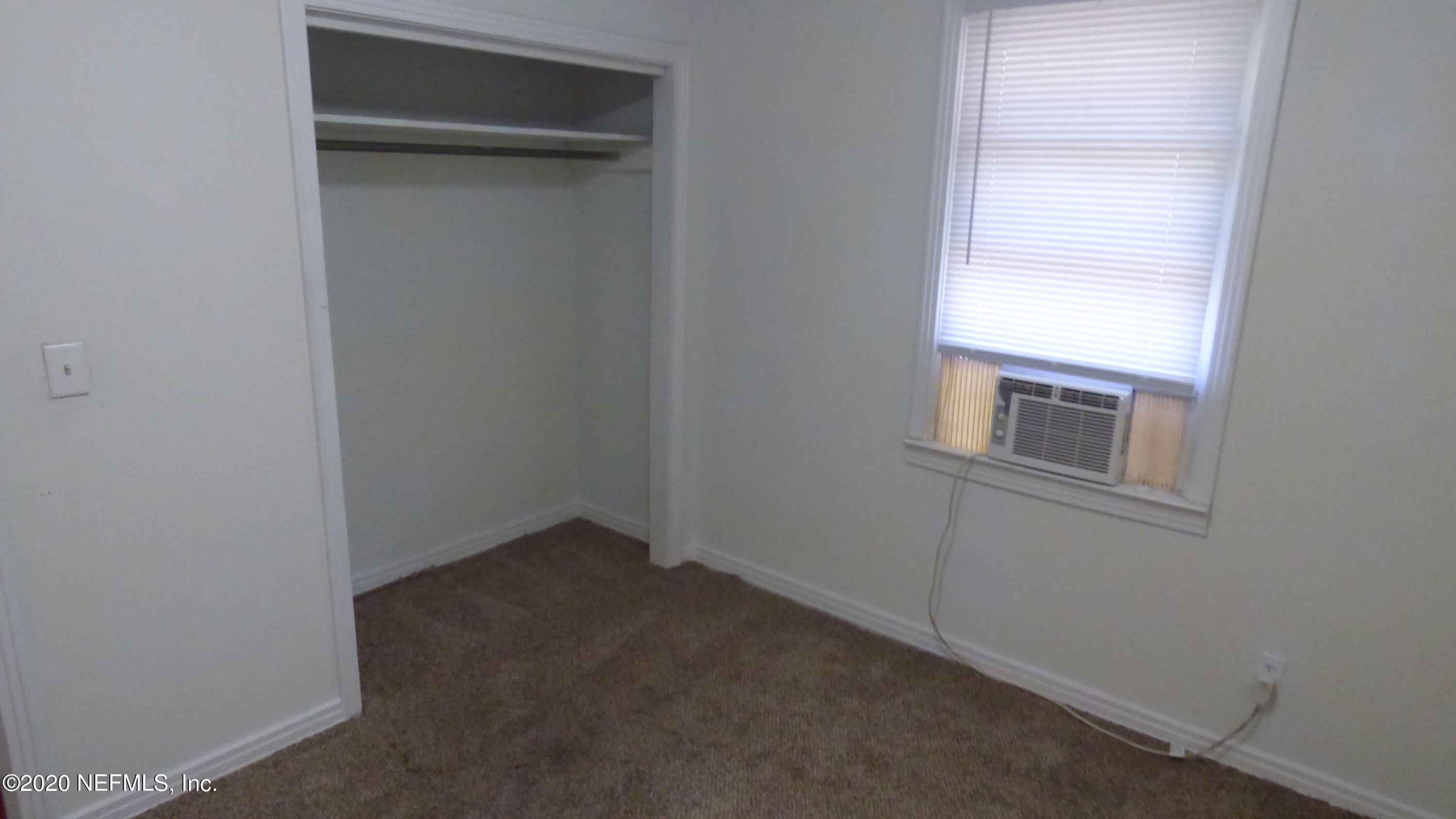 4347 Hudnall Road, Unit 1 Jacksonville, FL 32207 - Photo 7 of 11 P1020402
