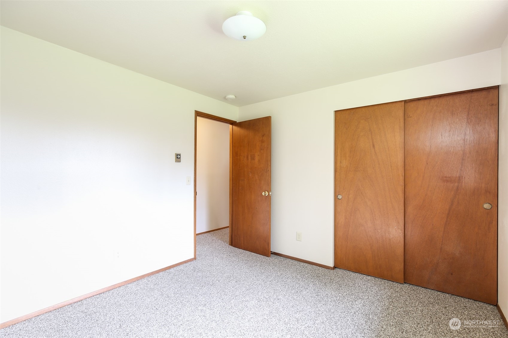 621 Silver Lake Road Oak Harbor, WA 98277 - Photo 17 of 36 Gallery Image 17