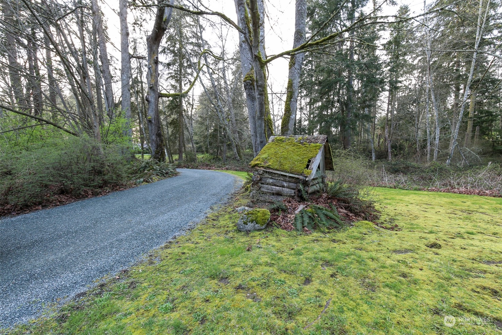 621 Silver Lake Road Oak Harbor, WA 98277 - Photo 3 of 36 Gallery Image 3