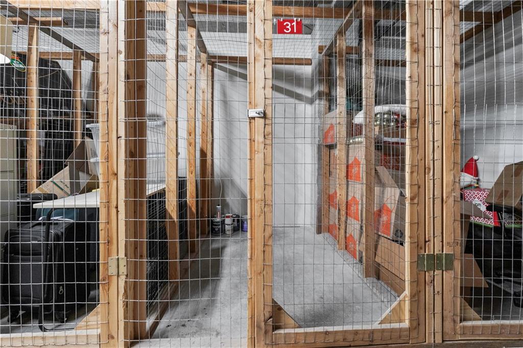 360 West Pershing Road, Unit 30 Kansas City, MO 64108 - Photo 18 of 24