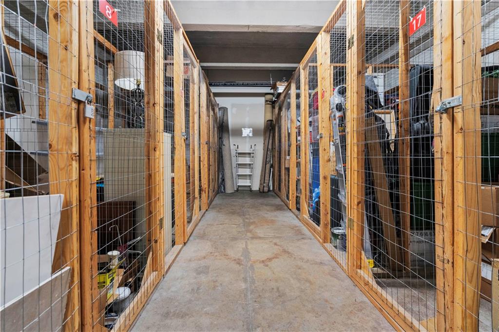 360 West Pershing Road, Unit 30 Kansas City, MO 64108 - Photo 19 of 24