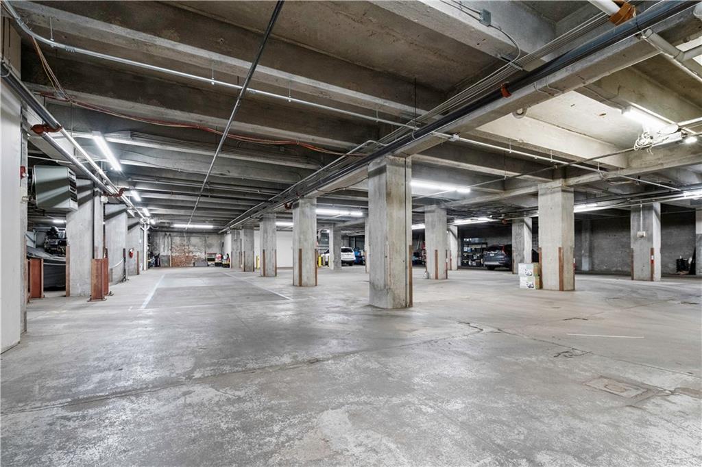 360 West Pershing Road, Unit 30 Kansas City, MO 64108 - Photo 22 of 24