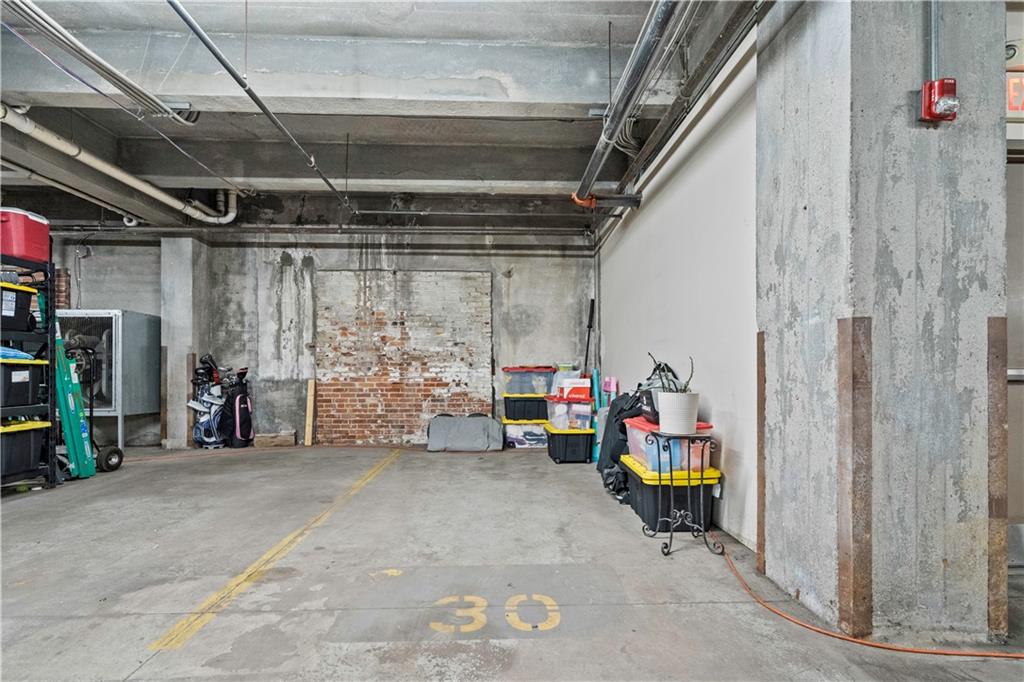 360 West Pershing Road, Unit 30 Kansas City, MO 64108 - Photo 23 of 24