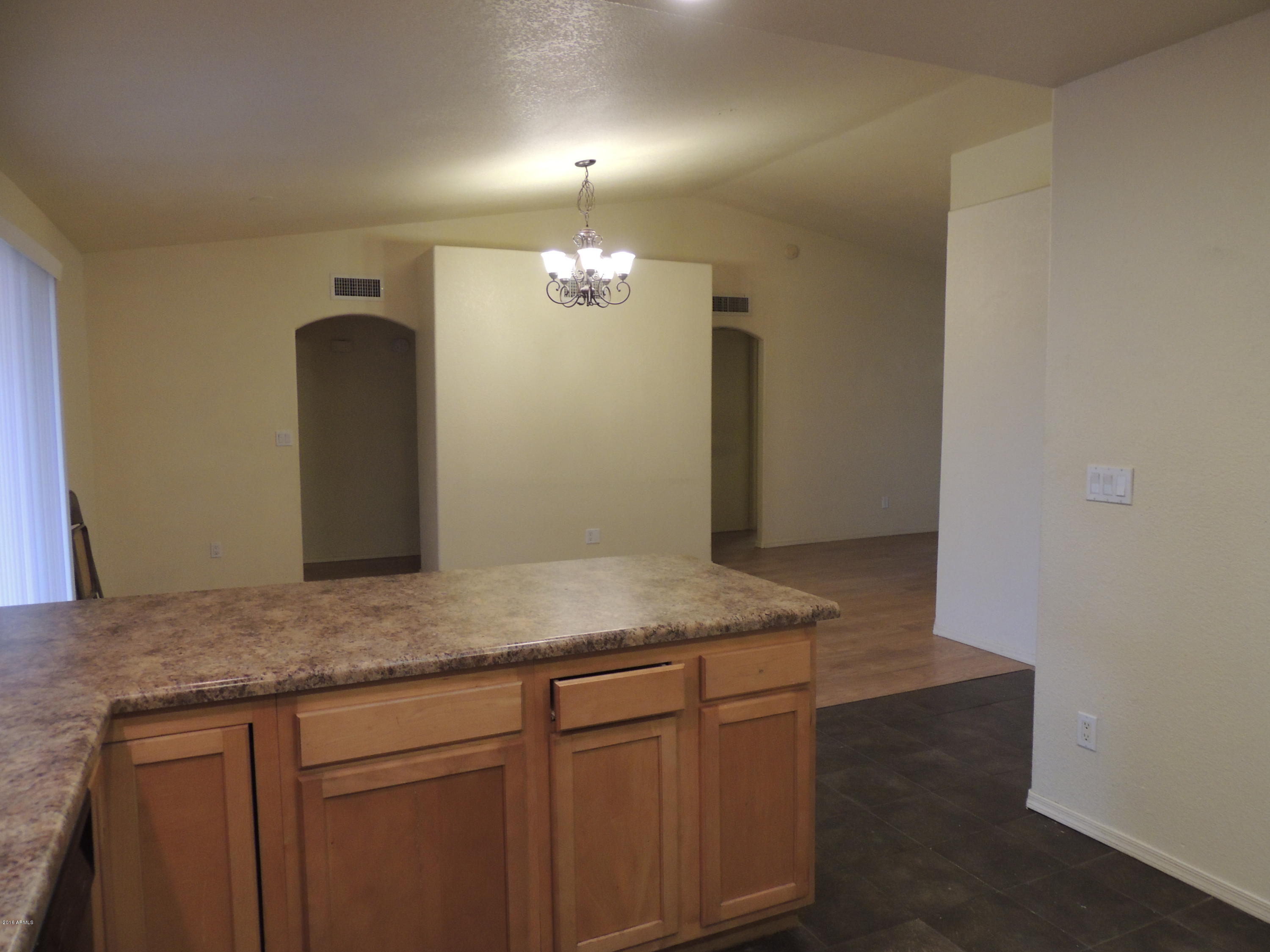 2547 East Contention Mine Road Phoenix, AZ 85032 - Photo 4 of 26 Dining area