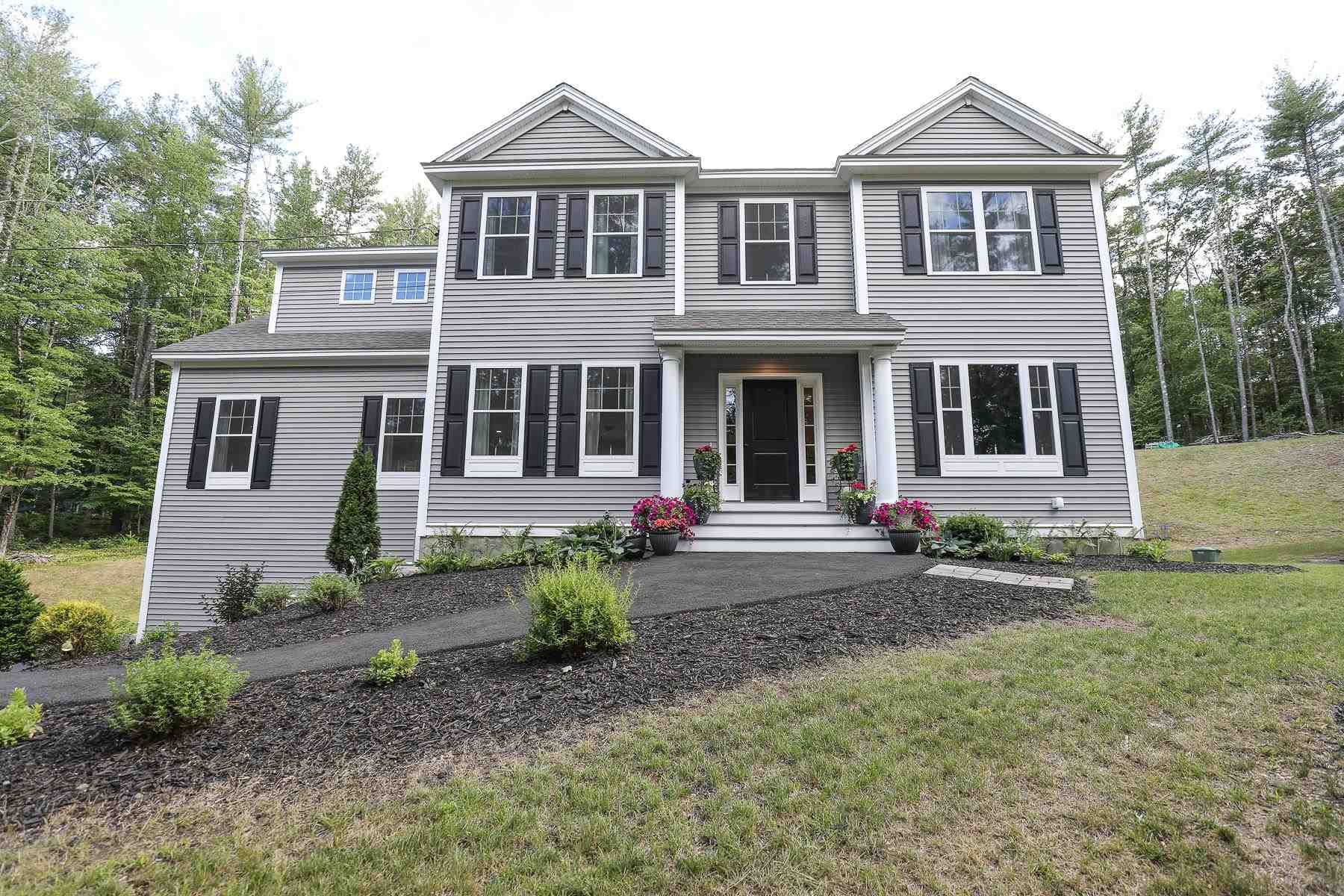 114 Bunker Hill Road Auburn, NH 03032 - Photo 2 of 31