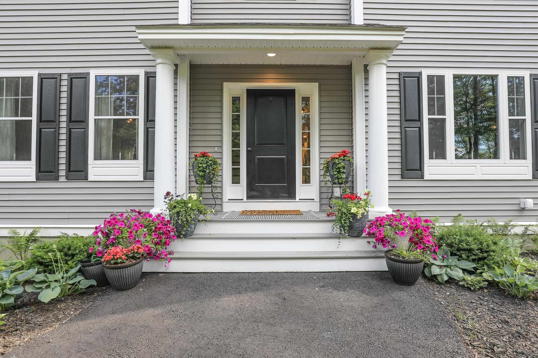 114 Bunker Hill Road Auburn, NH 03032 - Photo 4 of 31