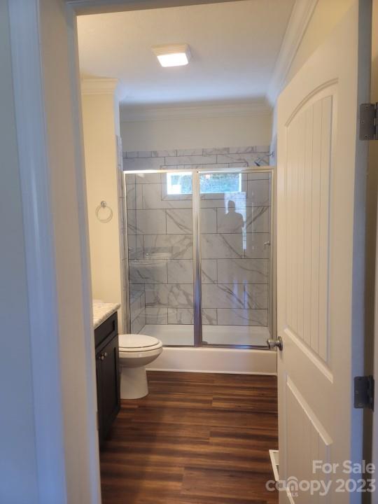 37 Hampton Heights Road Canton, NC 28716 - Photo 8 of 15 a bathroom with a toilet and a shower