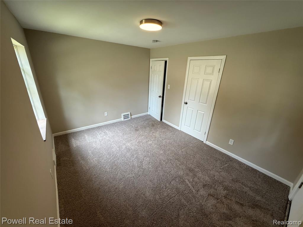 70 Mohawk Road Pontiac, MI 48341 - Photo 15 of 24