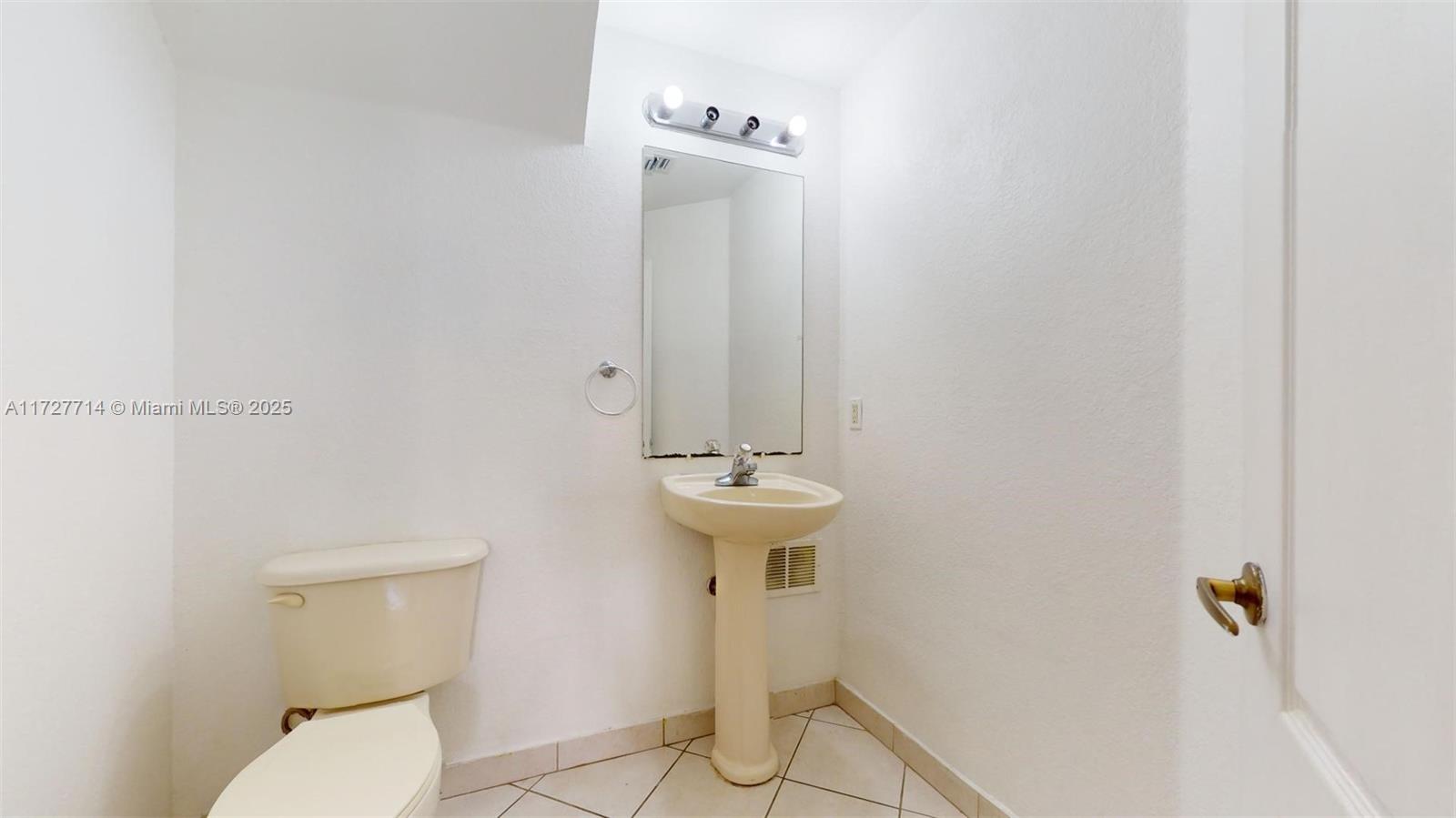 8980 West Flagler Street, Unit 201 Miami, FL 33174 - Photo 28 of 48