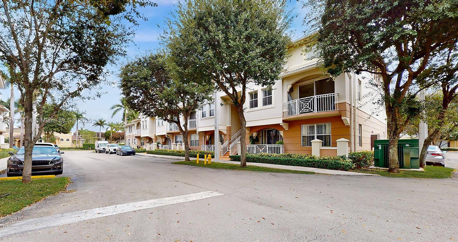 8980 West Flagler Street, Unit 201 Miami, FL 33174 - Photo 47 of 48