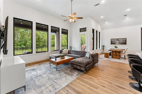 $674,900 | 4715 Southpoint Way, Fulshear, TX 77441