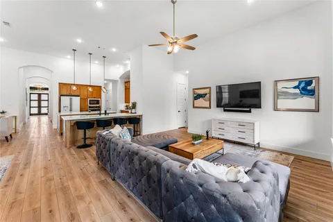 $674,900 | 4715 Southpoint Way, Fulshear, TX 77441