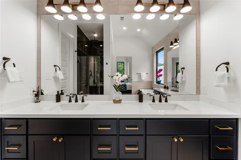 $674,900 | 4715 Southpoint Way, Fulshear, TX 77441