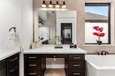 $674,900 | 4715 Southpoint Way, Fulshear, TX 77441