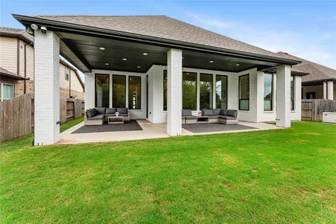 $674,900 | 4715 Southpoint Way, Fulshear, TX 77441