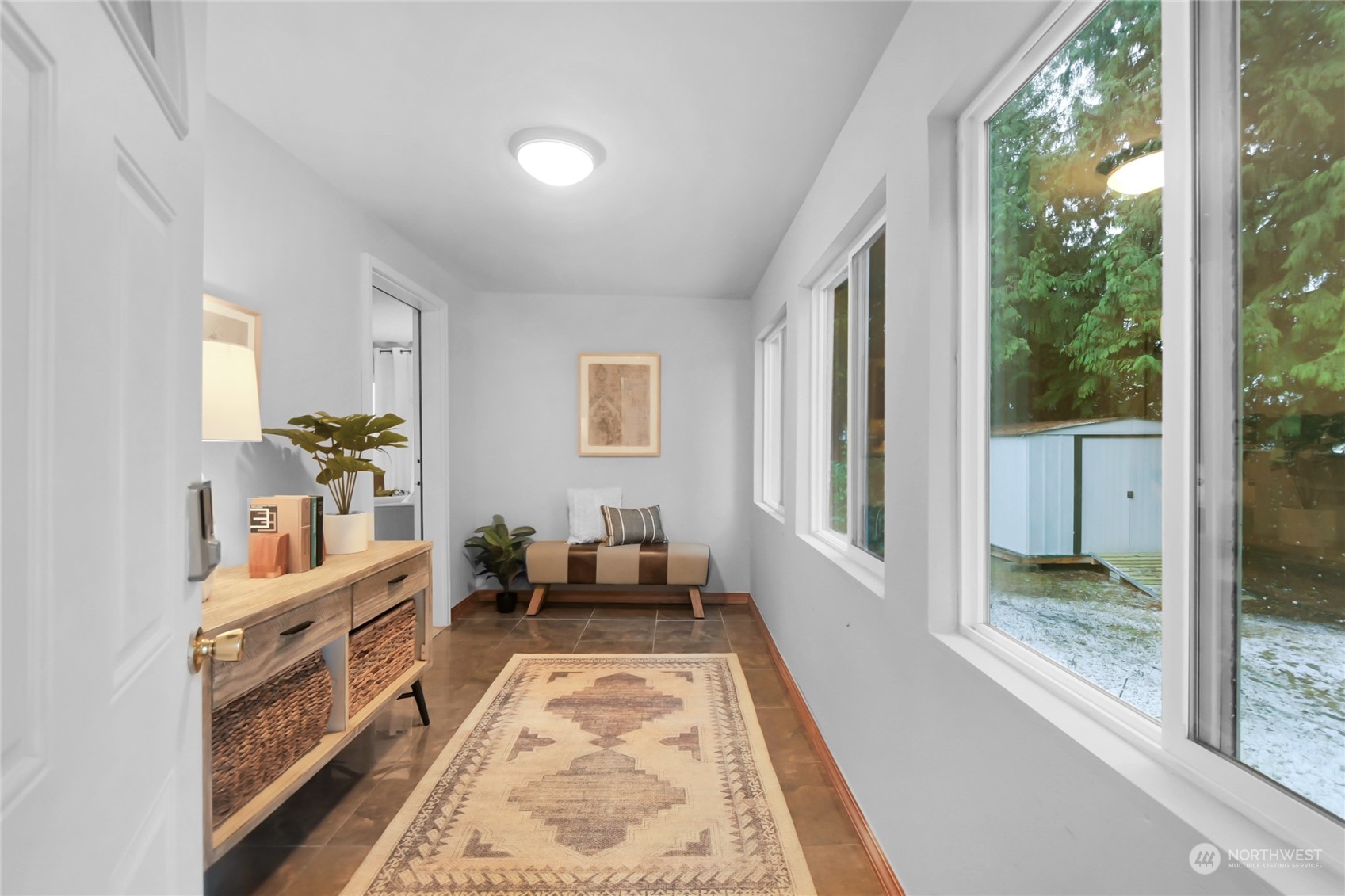 428 Southwest 124th Street Seattle, WA 98146 - Photo 4 of 28