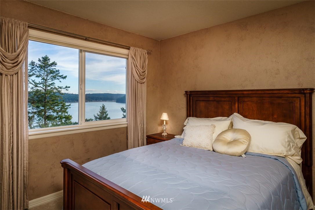 14547 Gibralter Road Anacortes, WA 98221 - Photo 14 of 25 Gallery Image 14