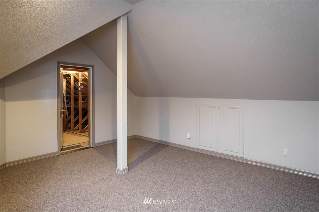 14547 Gibralter Road Anacortes, WA 98221 - Photo 15 of 25 Gallery Image 15