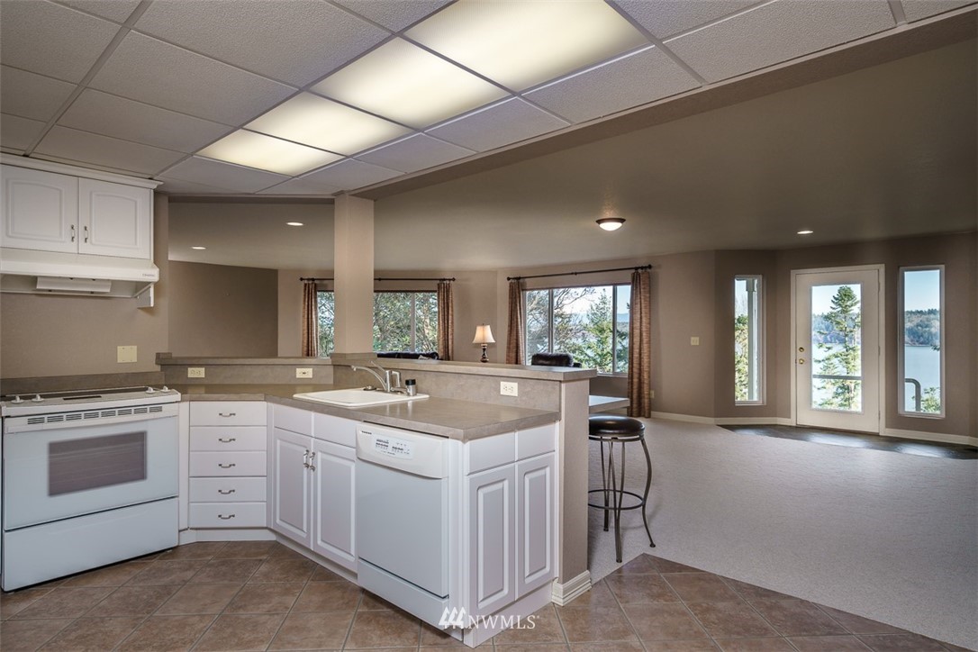 14547 Gibralter Road Anacortes, WA 98221 - Photo 16 of 25 Gallery Image 16