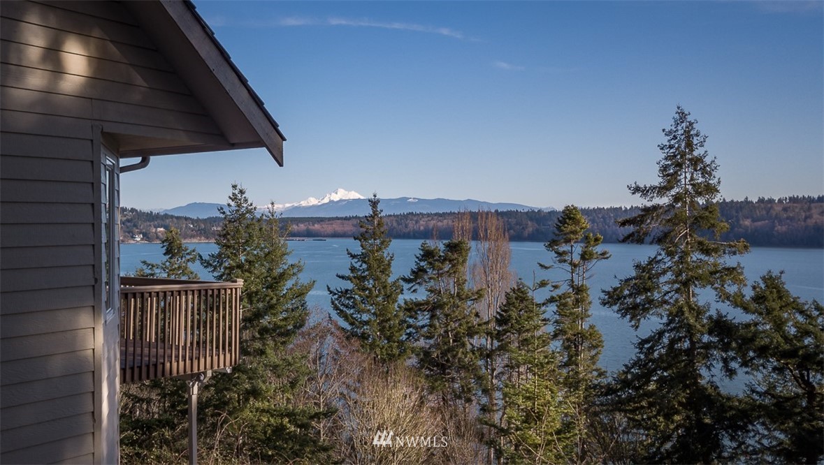 14547 Gibralter Road Anacortes, WA 98221 - Photo 23 of 25 Gallery Image 23