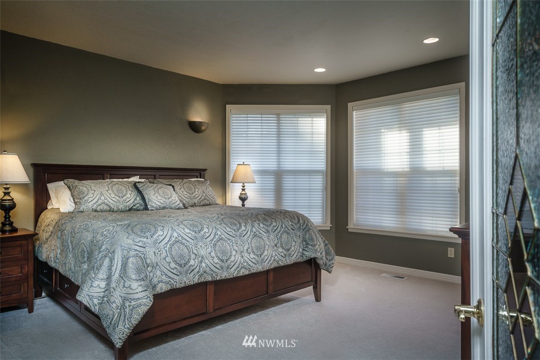 14547 Gibralter Road Anacortes, WA 98221 - Photo 10 of 25 Gallery Image 10