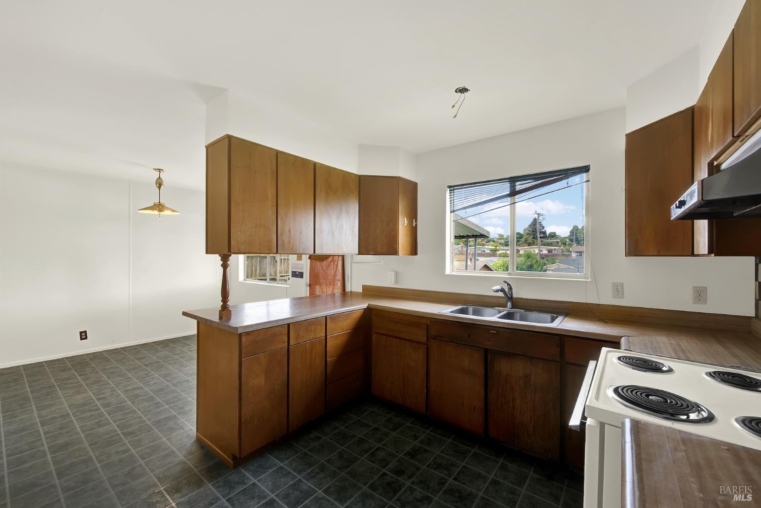 2715 Limerick Road San Pablo, CA 94806 - Photo 19 of 42