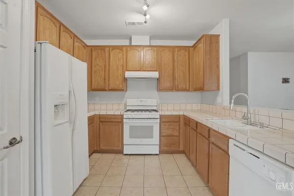 $499,900 | Undisclosed Address, Bakersfield, CA 93312