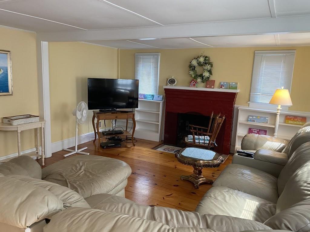 348 Lower County Road Dennis, MA 02639 - Photo 7 of 40