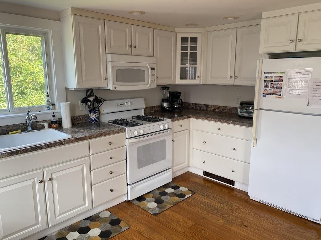 348 Lower County Road Dennis, MA 02639 - Photo 8 of 40