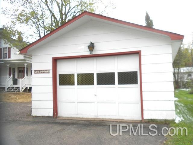 E8227 East Mill Street Ramsay, MI 49959 - Photo 8 of 34
