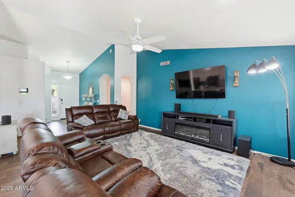 $539,900 | 6647 West Tonopah Drive, Glendale, AZ 85308
