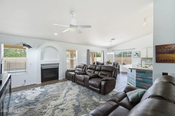 $539,900 | 6647 West Tonopah Drive, Glendale, AZ 85308