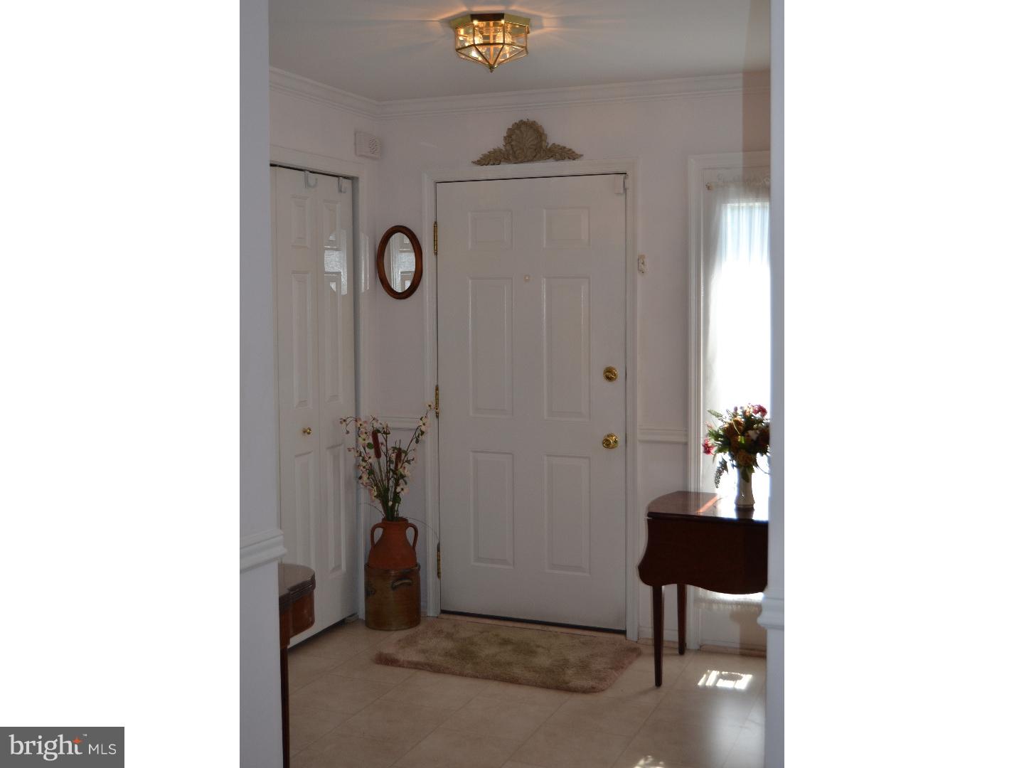 1606 Covington Road, Unit 3 Yardley, PA 19067 - Photo 3 of 14 Foyer