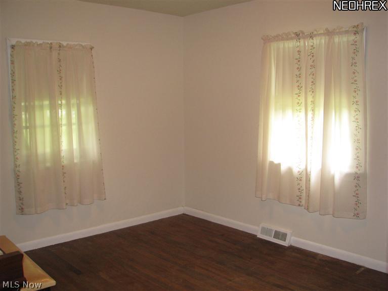 4318 Johnson Road Barberton, OH 44203 - Photo 6 of 17 Gallery Image 6
