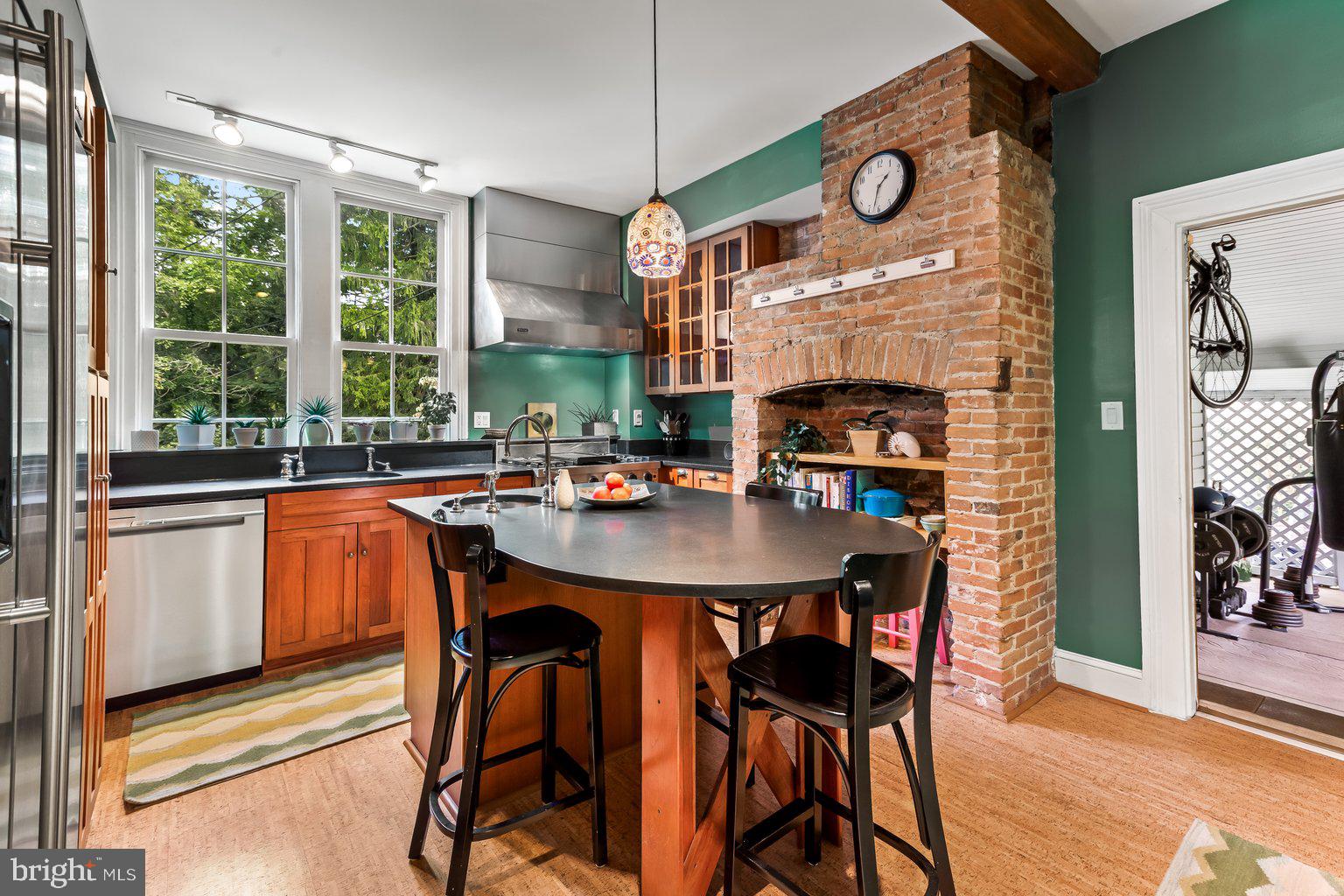 1809 Dixon Road Baltimore, MD 21209 - Photo 20 of 62 Kitchen