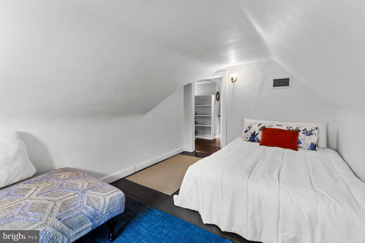 1809 Dixon Road Baltimore, MD 21209 - Photo 52 of 62 Fifth Bedroom (3rd floor)