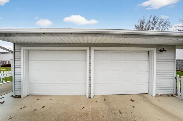 $739,900 | 20008 Highway 60, Three Rivers, MI 49093