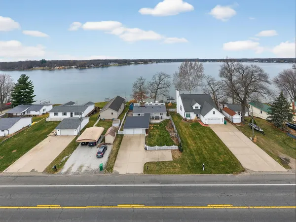 $739,900 | 20008 Highway 60, Three Rivers, MI 49093