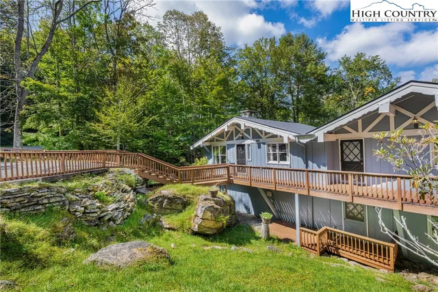 $499,900 | 237 Charter Hills Road, Beech Mountain, NC 28604