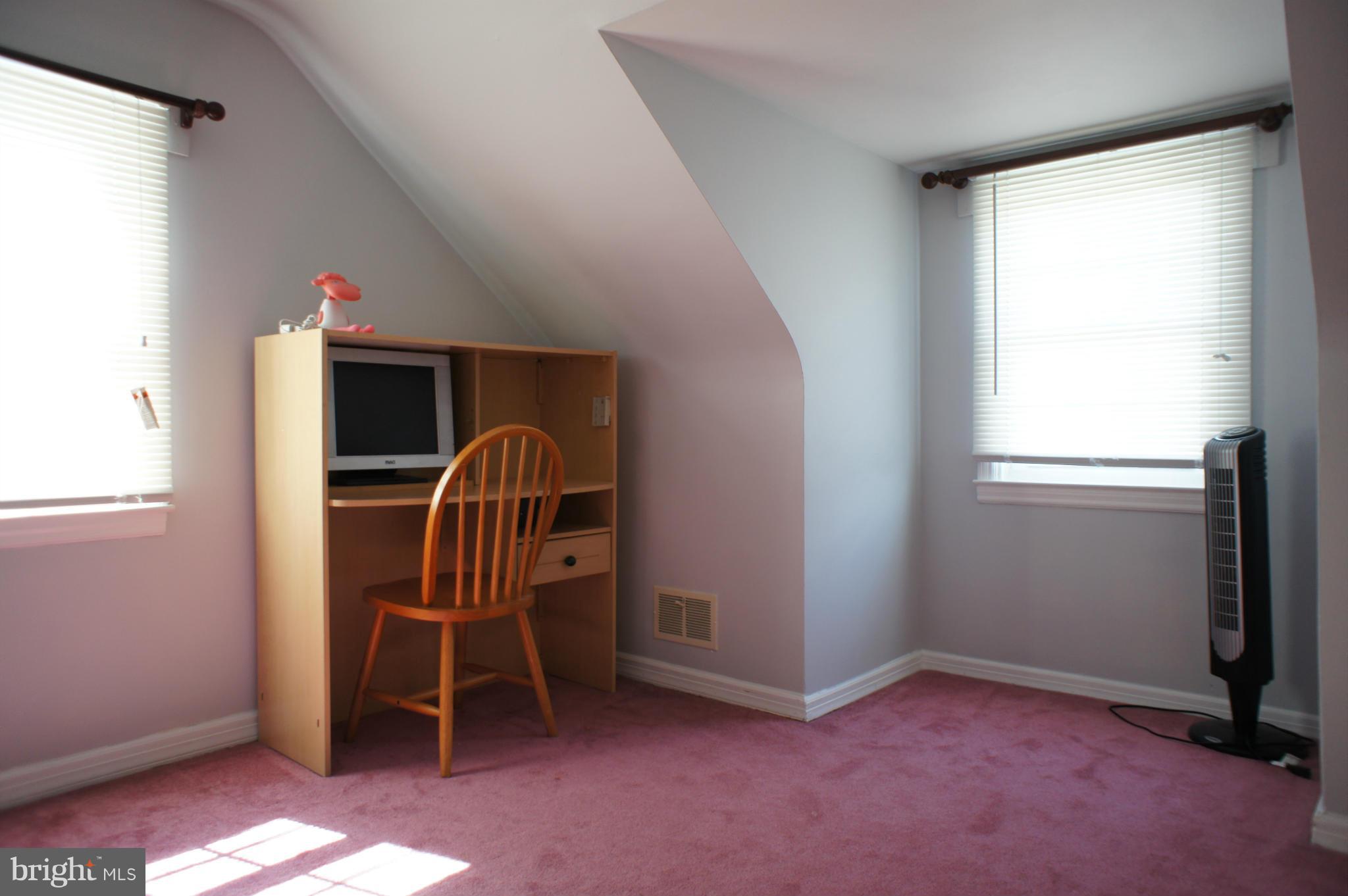 609 Cedar Hill Road Baltimore, MD 21225 - Photo 20 of 30 Bedroom