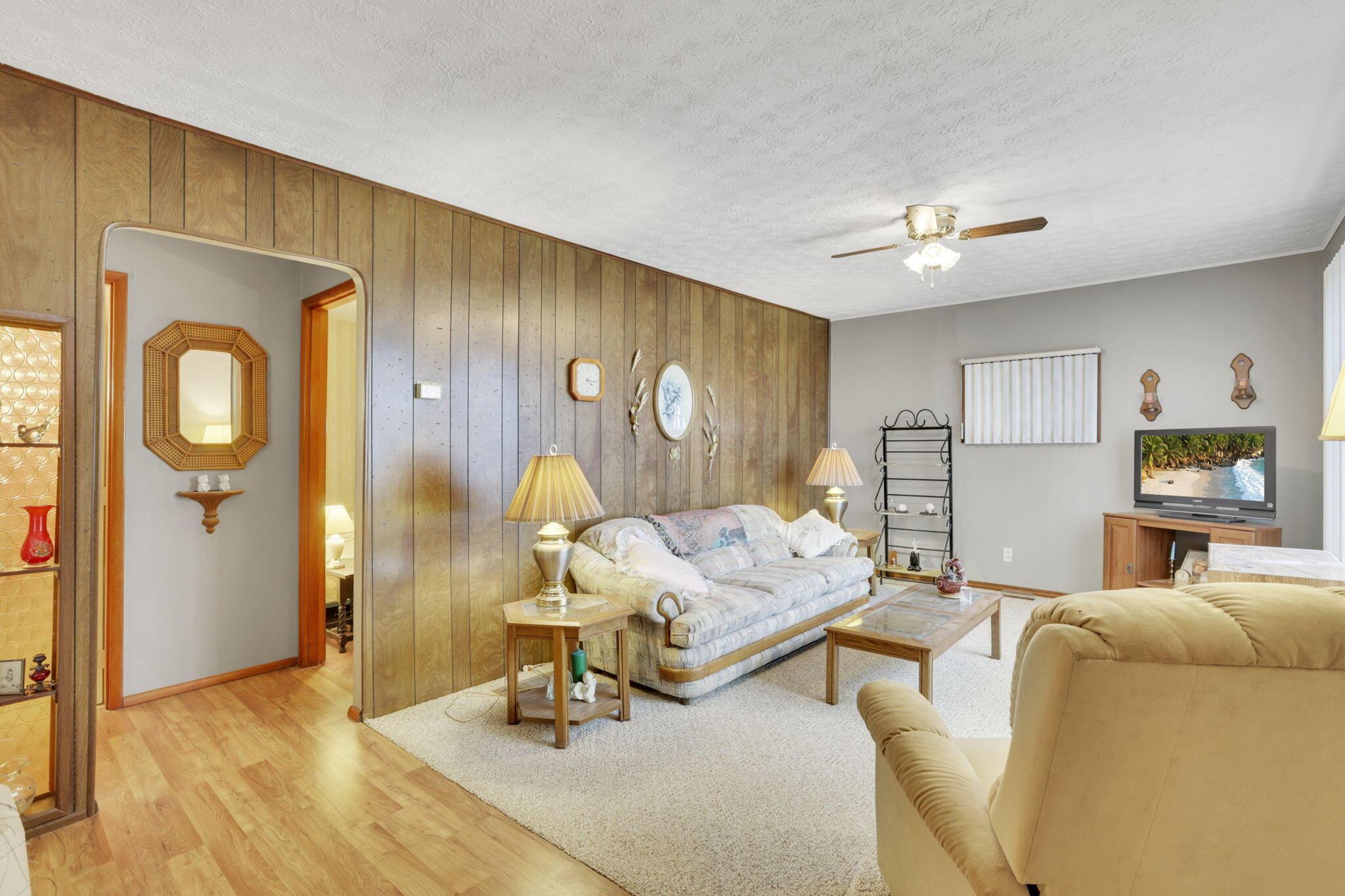 1140 Mill Road Circleville, OH 43113 - Photo 7 of 42 6-web-or-mls-939A0547