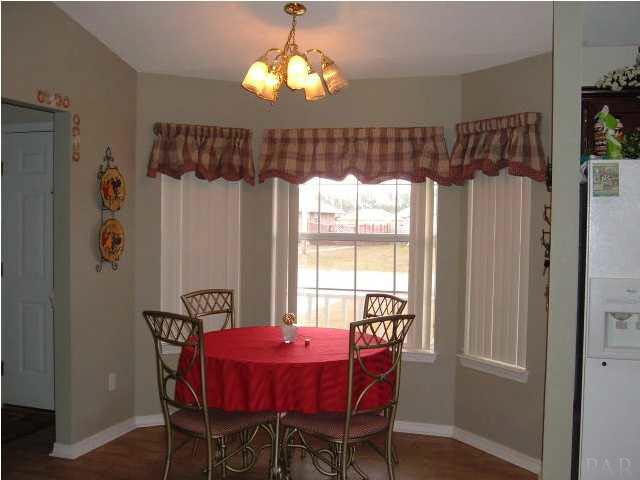 5826 Admirals Road Milton, FL 32583 - Photo 8 of 8 Gallery Image 8