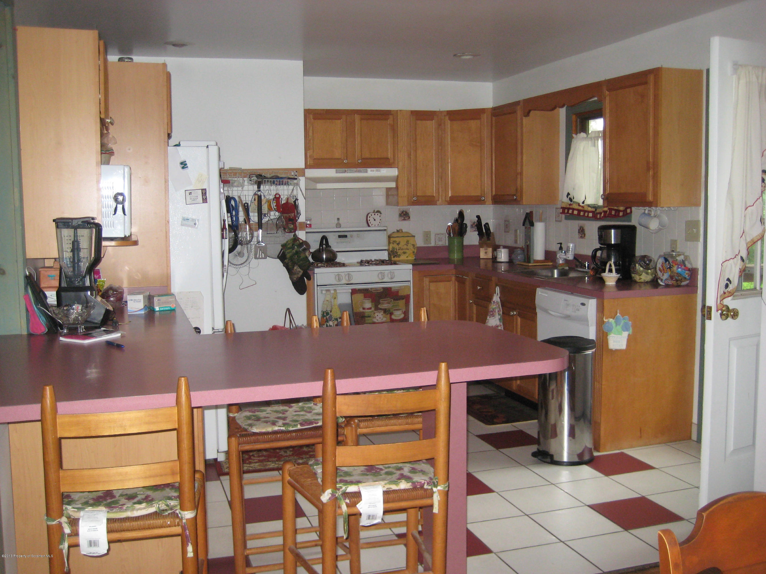 386 Hickory Ridge Road Carbondale, PA 18407 - Photo 6 of 9 Gallery Image 6