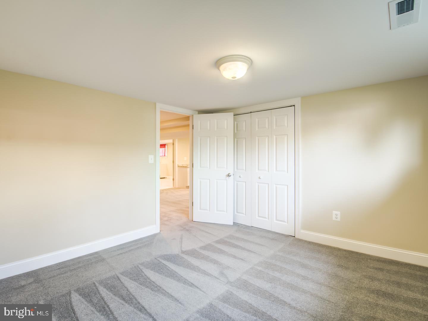 7412 Farnum Street Springfield, VA 22151 - Photo 32 of 45