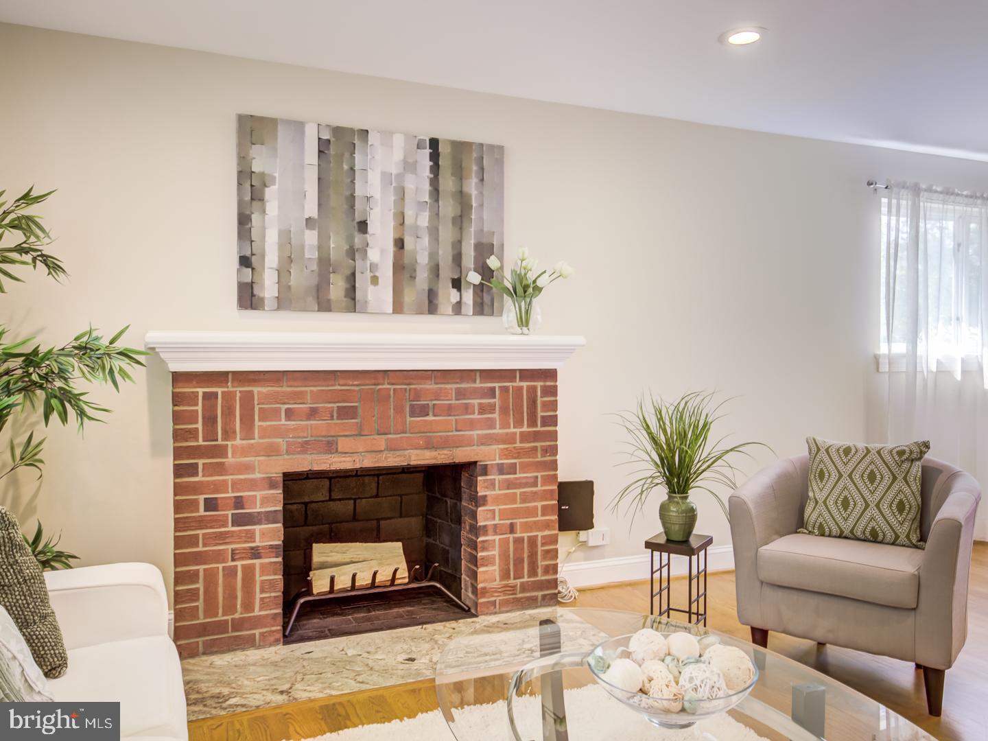 7412 Farnum Street Springfield, VA 22151 - Photo 5 of 45