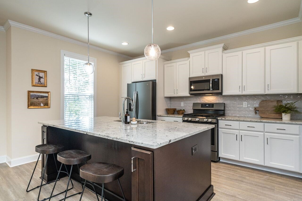 409 Bickett Boulevard Raleigh, NC 27608 - Photo 10 of 25 Photo 10