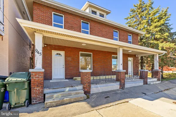 $219,900 | 945 West Washington Street, Hagerstown, MD 21740