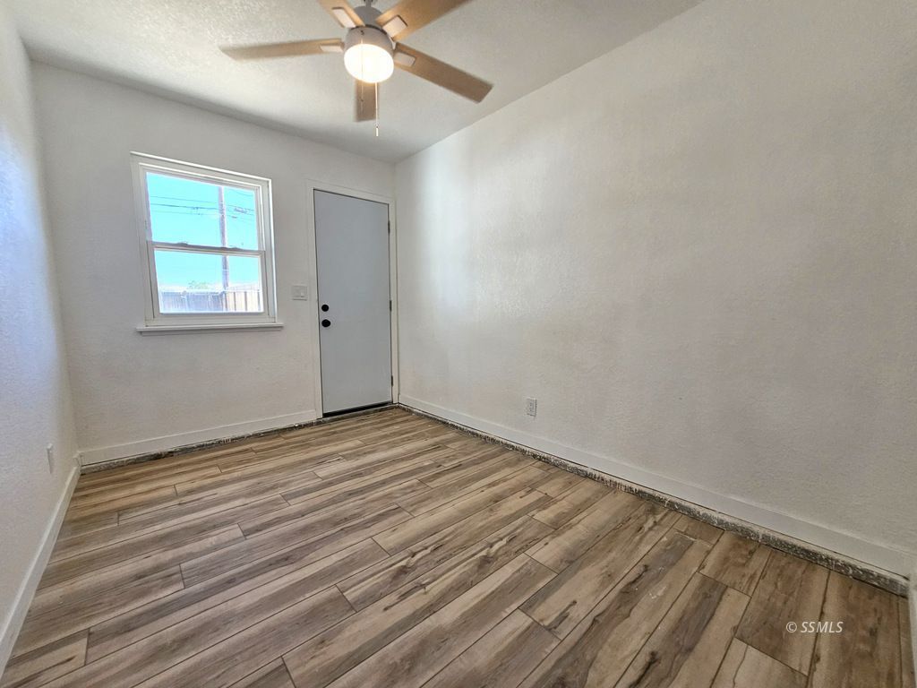 817 West Wasp Avenue Ridgecrest, CA 93555 - Photo 31 of 50
